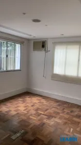Casa com 8 Quartos à venda, 422m² no Cerqueira César, São Paulo