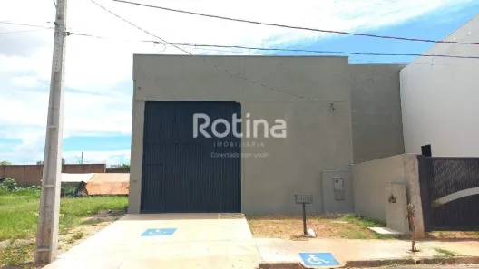 Galpão/Depósito/Armazém para alugar, 235m² no Pampulha, Uberlândia
