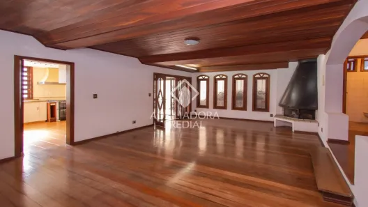 Sobrado com 4 Quartos à venda, 360m² no Vila Ipiranga, Porto Alegre