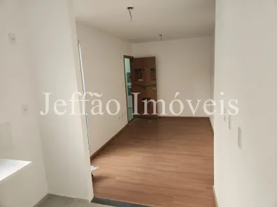 Apartamento com 2 Quartos para alugar, 41m² no São Luiz, Volta Redonda