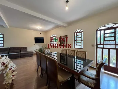 Casa com 5 Quartos à venda, 409m² no Pilar, Belo Horizonte