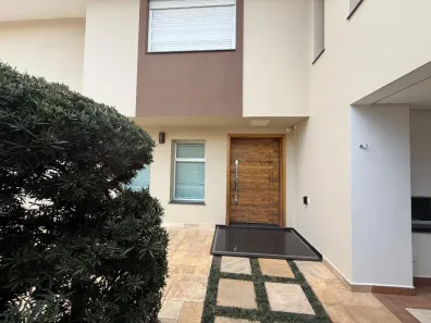 Sobrado com 5 Quartos à venda, 450m² no Continental, Osasco