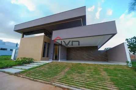 Casa com 3 Quartos à venda, 247m² no Jardim Botânico, Uberlândia