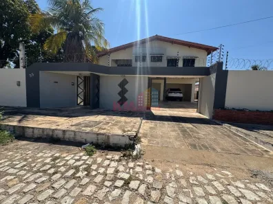 Casa com 4 Quartos para alugar, 300m² no Presidente Costa e Silva, Mossoró
