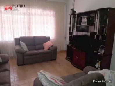 Sobrado com 3 Quartos à venda, 180m² no Vila Liviero, São Paulo