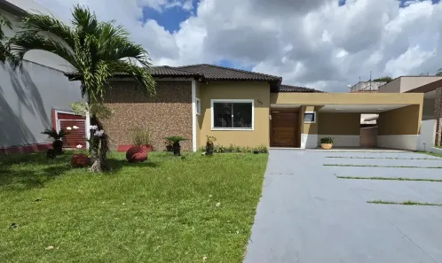 Casa com 4 Quartos para alugar, 300m² no Parque Verde, Belém