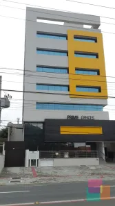 Ponto Comercial para alugar, 77m² no América, Joinville