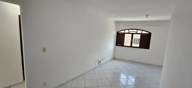 Apartamento com 2 Quartos para alugar, 101m² no Imbetiba, Macaé
