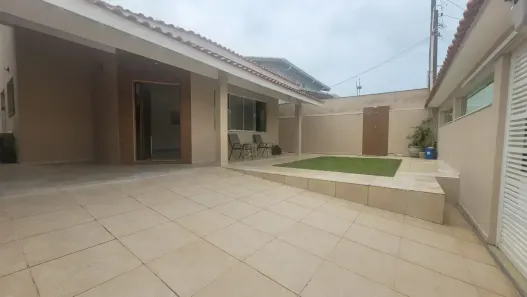 Casa com 3 Quartos à venda, 145m² no Jardim Casablanca, Peruíbe