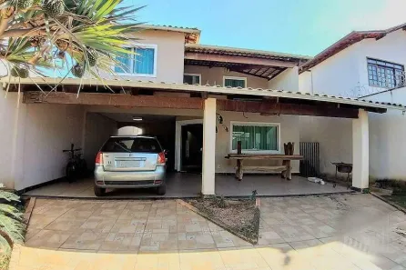 Casa com 3 Quartos à venda, 250m² no Bandeirantes (Pampulha), Belo Horizonte