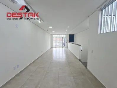 Imóvel Comercial para alugar, 90m² no Vila Vianelo, Jundiaí