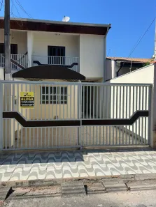 Sobrado com 3 Quartos para alugar, 125m² no Granja Daniel, Taubaté