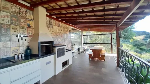 Casa com 2 Quartos à venda, 9500m² no Parque das Samambaias, Juiz de Fora