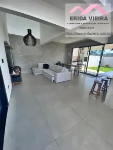 Sobrado com 3 Quartos à venda, 203m² no Vale dos Cristais, Taubaté