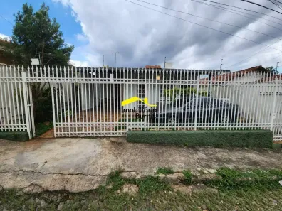 Casa com 3 Quartos à venda, 213m² no Betânia, Belo Horizonte
