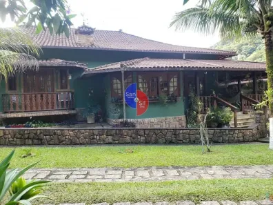 Casa com 4 Quartos à venda, 383m² no Limoeiro, Guapimirim