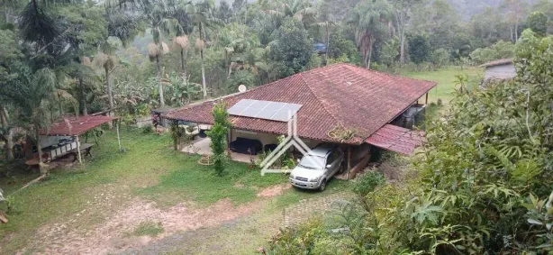 Fazenda/Sítio com 4 Quartos à venda, 120m² no Dos Barnabés, Juquitiba