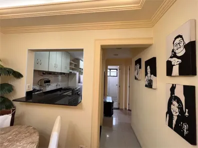 Apartamento com 2 Quartos à venda, 65m² no Enseada, Guarujá