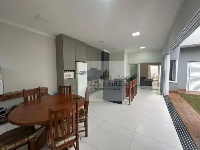 Casa de Condomínio com 3 Quartos à venda, 147m² no Aeroporto, Araçatuba