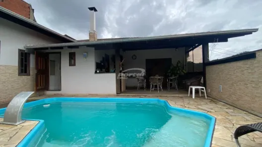 Casa com 3 Quartos à venda, 230m² no Victor Konder, Blumenau