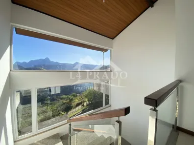 Casa com 4 Quartos à venda, 400m² no Nogueira, Petrópolis