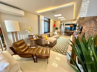 Apartamento com 3 Quartos à venda, 209m² no Centro, Florianópolis