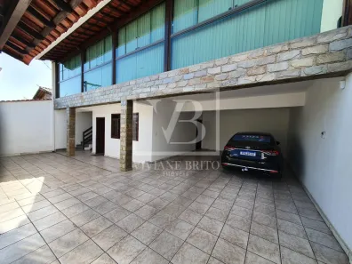 Casa com 4 Quartos à venda, 400m² no Jardim Casa Branca, Betim