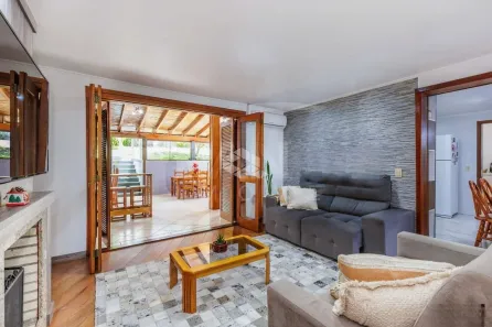 Casa com 3 Quartos à venda, 240m² no Jardim Sabará, Porto Alegre