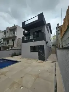 Casa com 3 Quartos à venda, 248m² no Chácaras Roselândia, Cotia