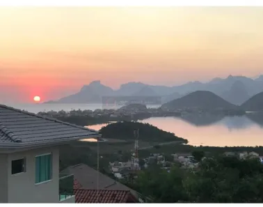 Casa com 4 Quartos à venda, 849m² no Piratininga, Niterói