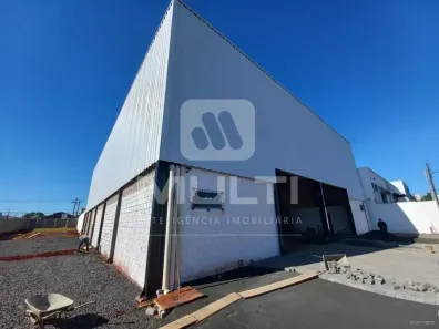 Casa com 1 Quarto para alugar, 900m² no Distrito Industrial, Uberlândia