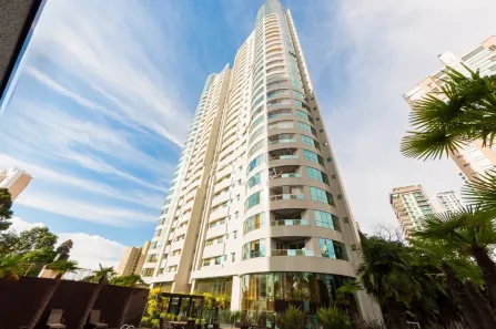 Apartamento com 4 Quartos para alugar, 189m² no Mossunguê, Curitiba