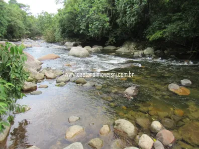 Fazenda/Sítio com 3 Quartos à venda, 1700m² no Guapiaçu, Cachoeiras de Macacu