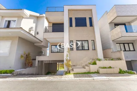 Casa de Condomínio com 4 Quartos à venda, 314m² no Campo Comprido, Curitiba