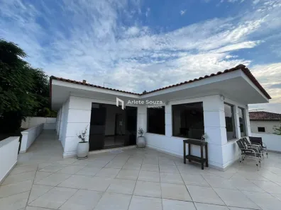 Casa de Condomínio com 3 Quartos para alugar, 239m² no Arujázinho IV, Arujá