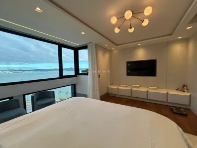 Apartamento com 3 Quartos à venda, 250m² no Agronômica, Florianópolis