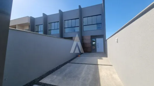 Sobrado com 2 Quartos à venda, 75m² no Vila Nova, Joinville