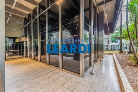 Ponto Comercial com 3 Quartos para alugar, 225m² no Cerqueira César, São Paulo