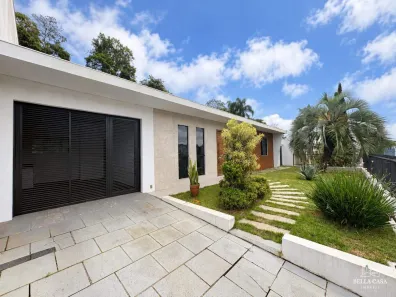 Casa com 3 Quartos à venda, 159m² no Santo Antônio, Joinville