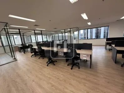Sala Comercial à venda, 224m² no Cidade Monções, São Paulo