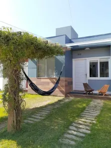 Casa com 2 Quartos à venda, 51m² no Ambrósio, Garopaba