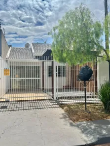 Casa com 3 Quartos à venda, 100m² no Jardim Três Lagoas, Maringá