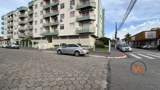Apartamento com 2 Quartos à venda, 74m² no Balneário, Florianópolis