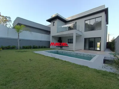 Sobrado com 3 Quartos à venda, 247m² no Putim, São José dos Campos