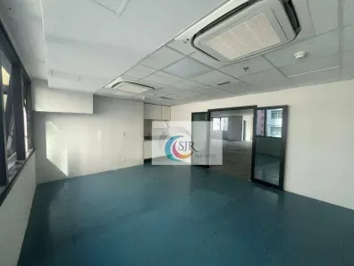 Sala Comercial para alugar, 239m² no Cerqueira César, São Paulo
