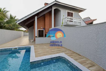 Sobrado com 3 Quartos à venda, 200m² no Parque Balneario Oasis, Peruíbe