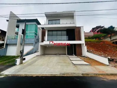 Casa com 3 Quartos à venda, 237m² no Lagoa, Macaé