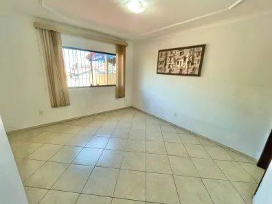Casa com 2 Quartos à venda, 74m² no Jardim do Estádio, Santo André