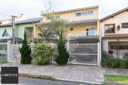 Casa com 3 Quartos à venda, 360m² no Espírito Santo, Porto Alegre
