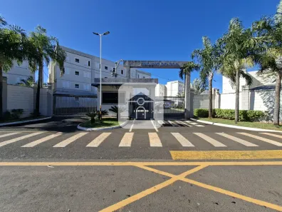 Apartamento com 2 Quartos para alugar, 42m² no Jardim Patrícia, Uberlândia